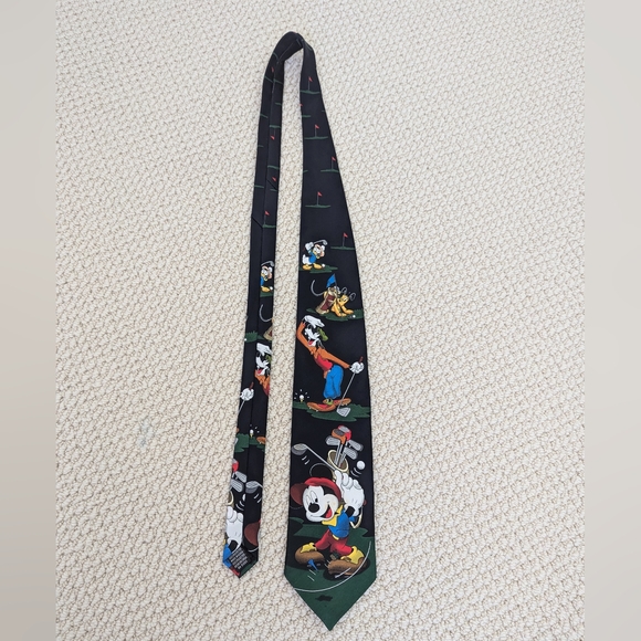 Golfing Mickey Mouse Necktie MICKEY UNLIMITED Goofy Donald Duck Golf Golfer Tie - Picture 8 of 11